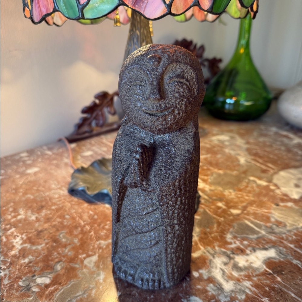 Smiling Jizo Buddha Stone Statue - Guardian of Children and Travelers - Picture 9 of 15
